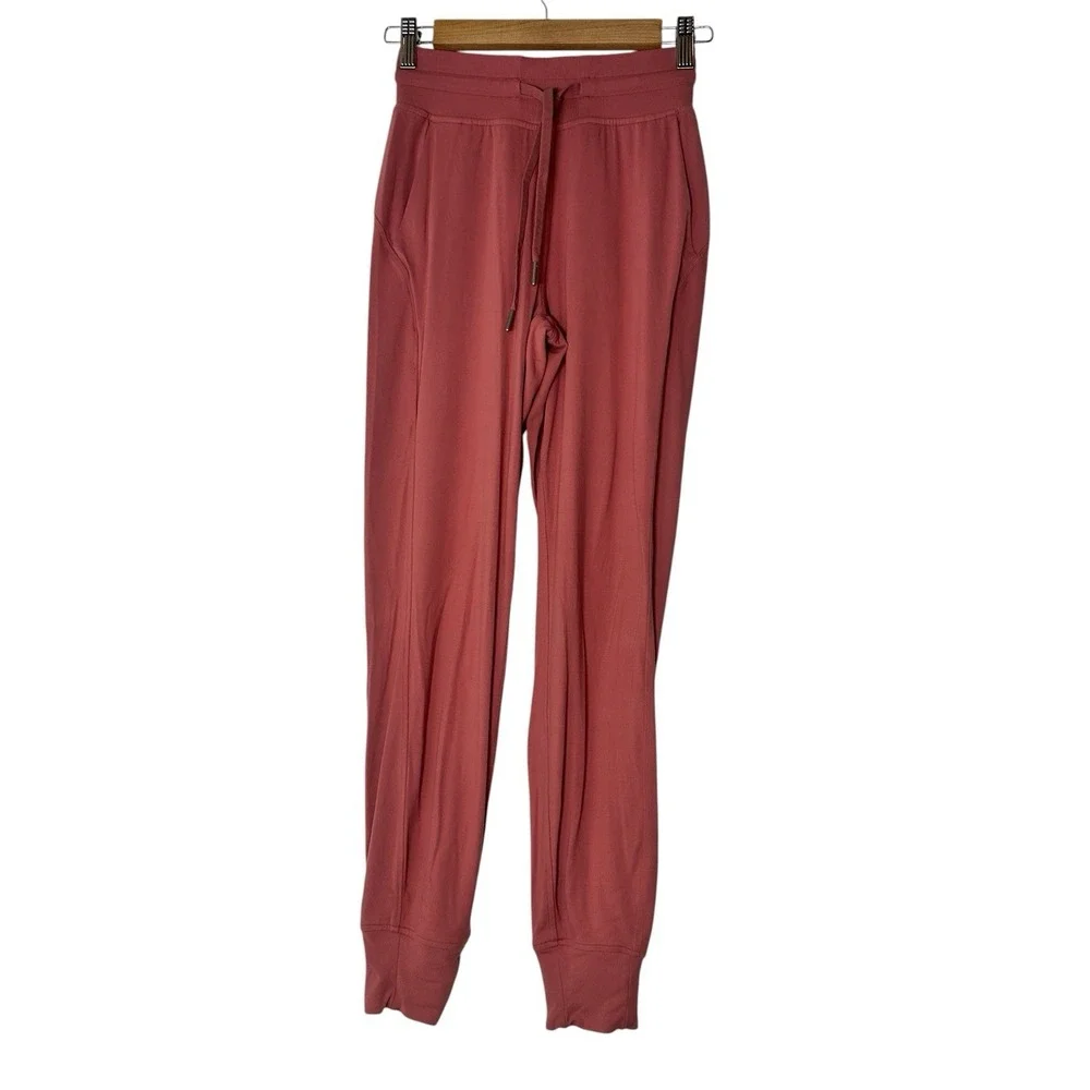 Lululemon Ready To Rulu Jogger Women's Size‎ 0  Desert Sun Drawstring Pockets